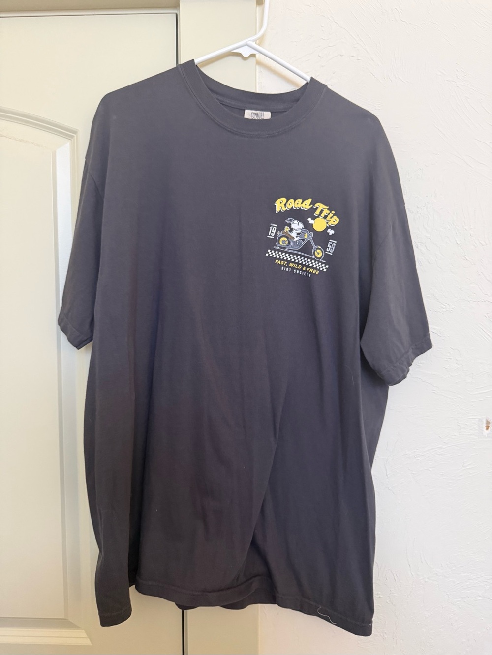Riot Society Snoopy “Road Trip”Unisex T-Shirt